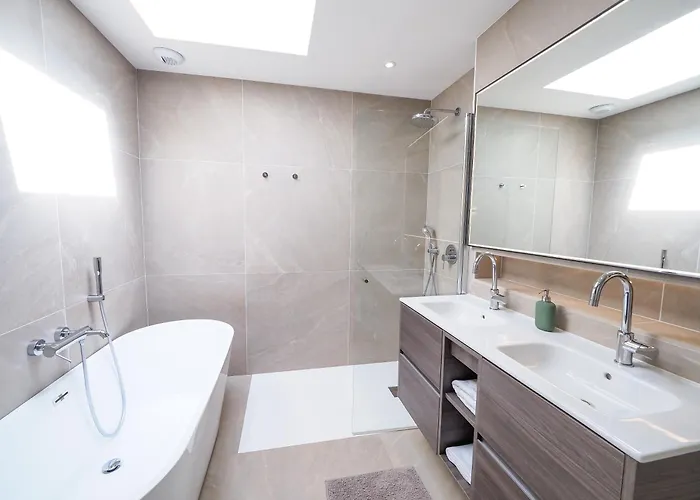 Beautiful Close To The Seaside Vila